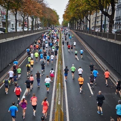 an image of people running a marathon